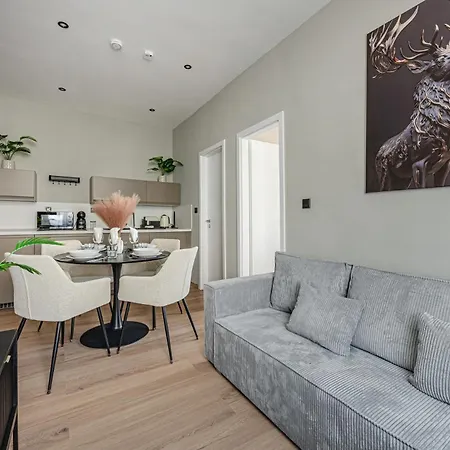 Casas Elites Premium Apartments- Westend Center * Budapeszt