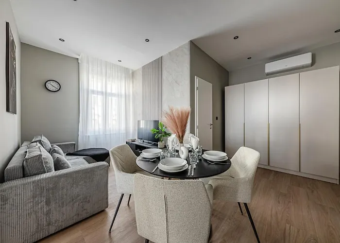Casas Elites Premium Apartments- Westend Center Apartament